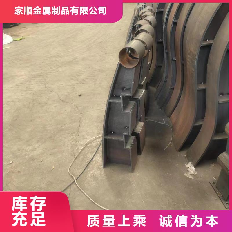 不銹鋼復(fù)合管護欄生產(chǎn)基地