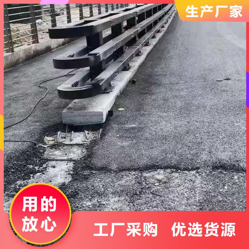 橋梁護欄_不銹鋼復(fù)合管欄桿廠家十分靠譜