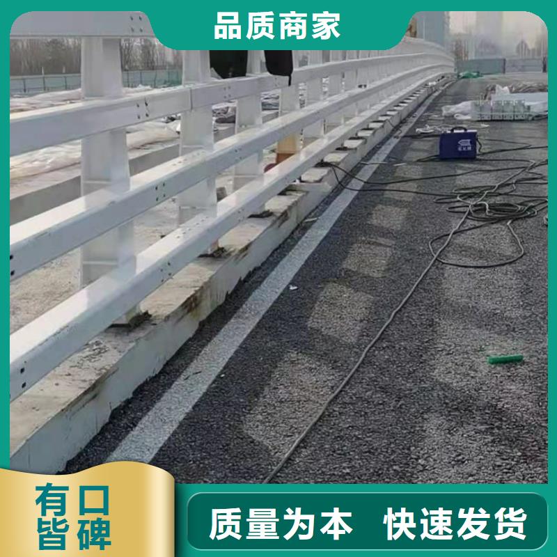 桥梁护栏热镀锌立柱精工细致打造