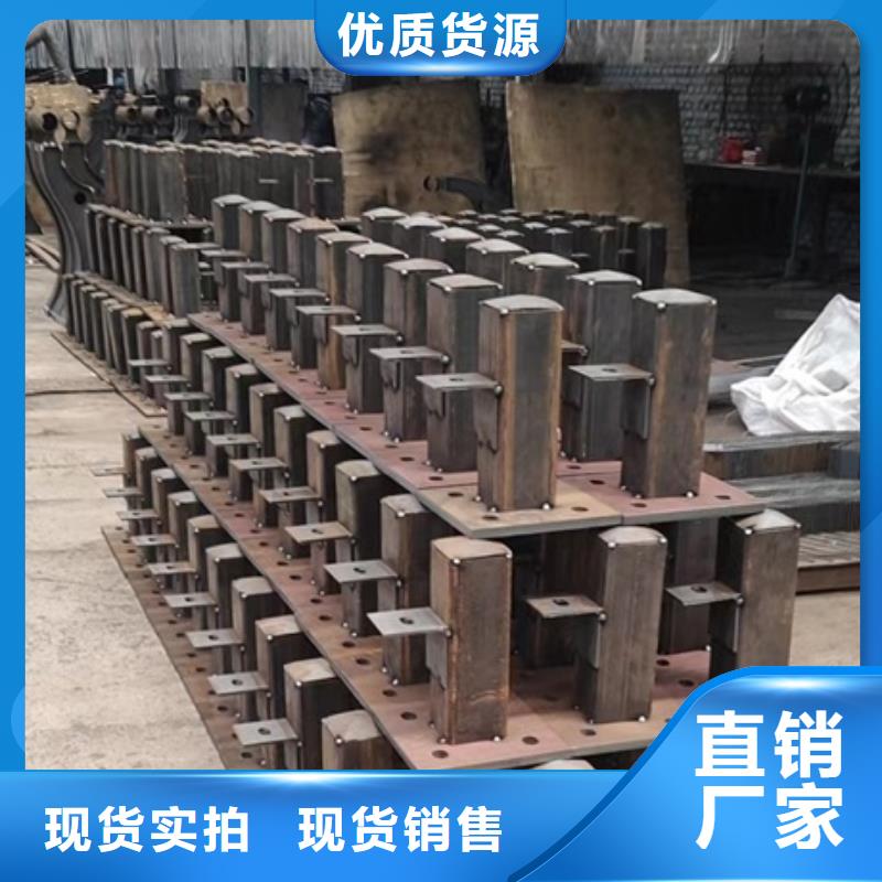 护栏_镀锌喷塑防撞栏品类齐全