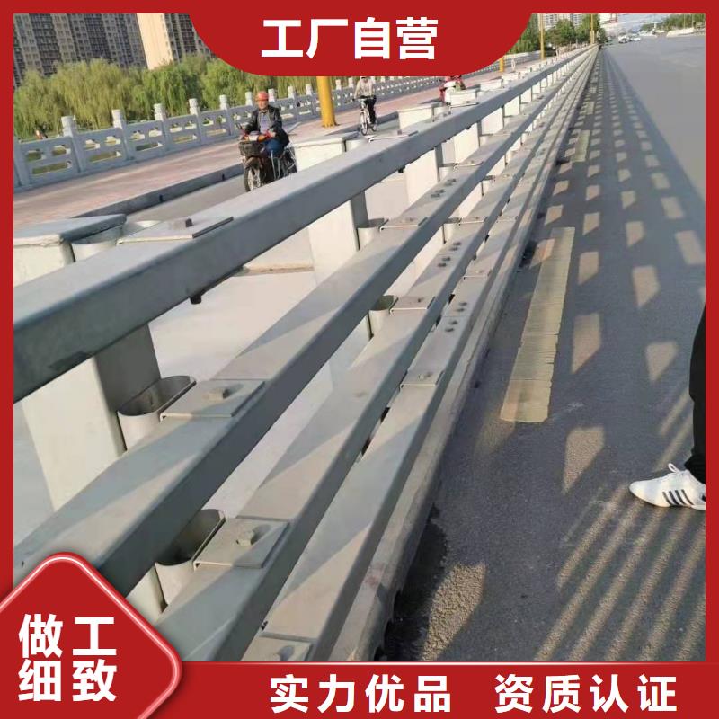 防撞护栏,【高速开口栏网】满足客户需求