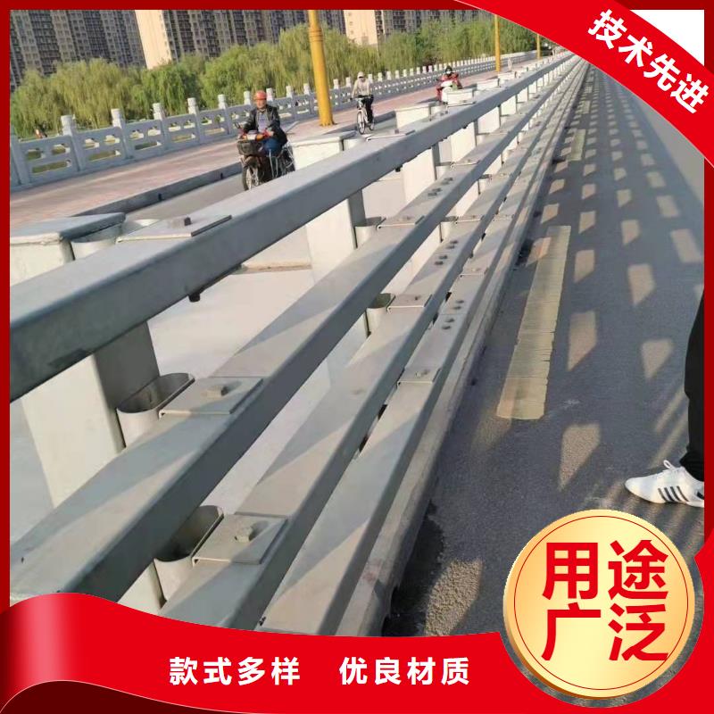 防撞护栏,【高速开口栏网】满足客户需求