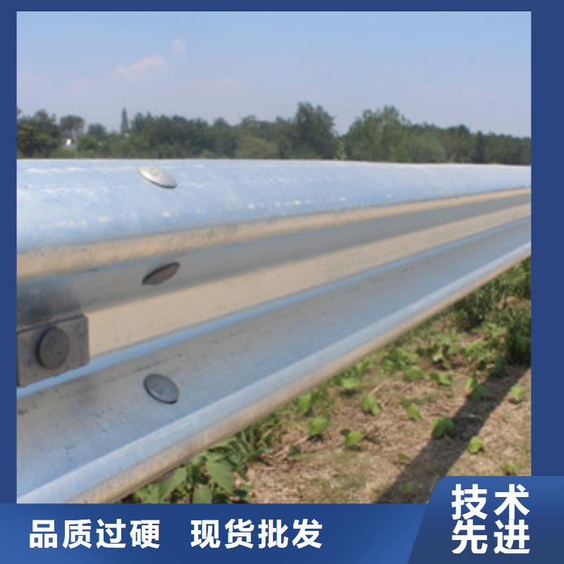 護(hù)欄橋梁護(hù)欄工廠現(xiàn)貨供應(yīng)