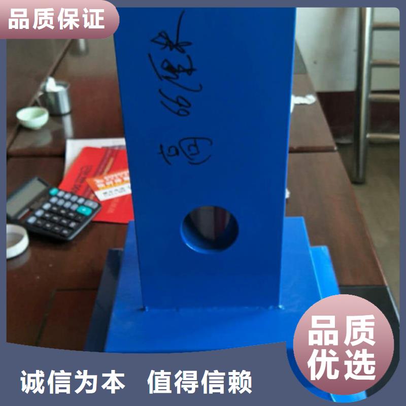 不銹鋼復(fù)合管燈光護欄敢與同行比服務(wù)