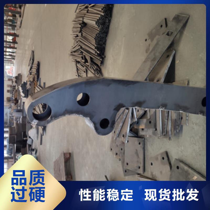 橋梁護(hù)欄不銹鋼護(hù)欄安裝簡單