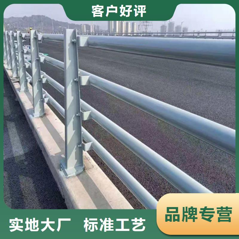 防撞护栏 国道抗冲击围栏今年新款