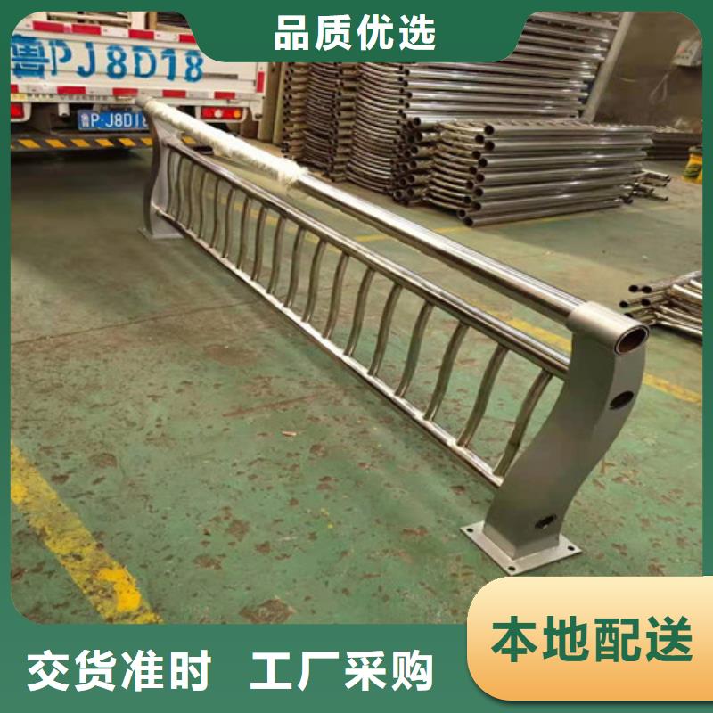 防撞護欄燈光護欄專業(yè)供貨品質(zhì)管控