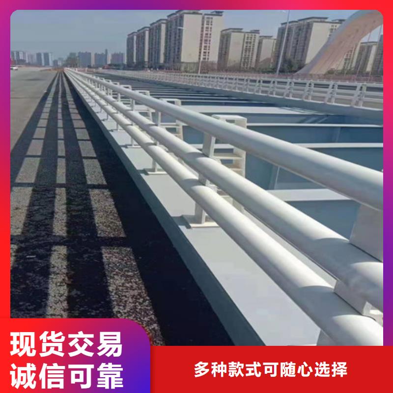 防撞護(hù)欄-燈光防撞護(hù)欄細(xì)節(jié)決定品質(zhì)