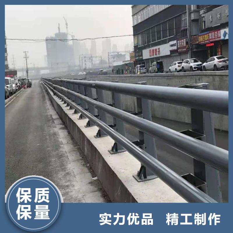護(hù)欄燈光護(hù)欄好產(chǎn)品價格低