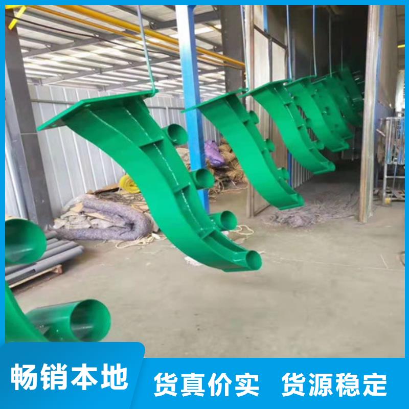 護(hù)欄旋轉(zhuǎn)護(hù)欄做工精細(xì)