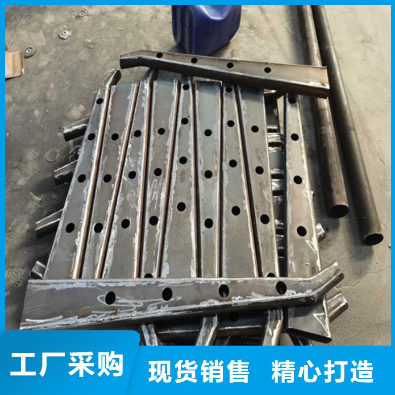 橋梁護(hù)欄_不銹鋼復(fù)合管護(hù)欄廠家技術(shù)完善