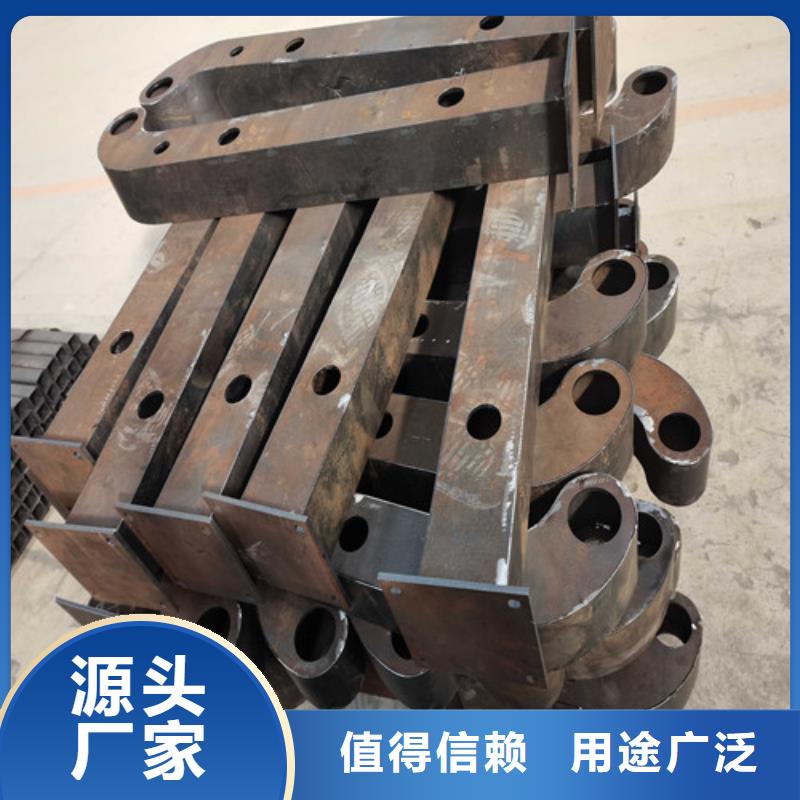 304不銹鋼復(fù)合管欄桿原廠