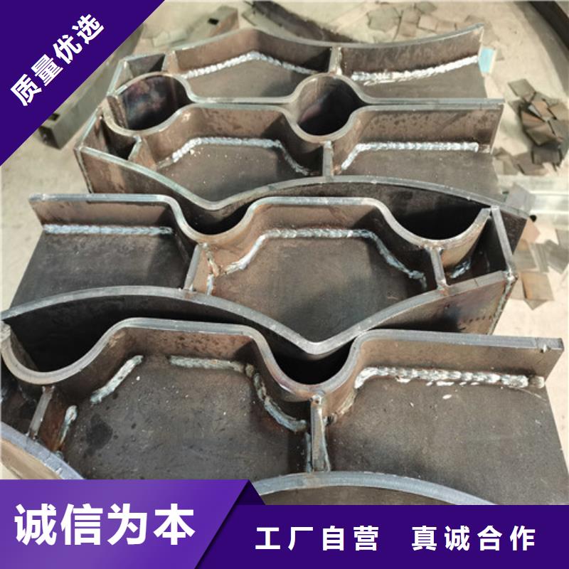 生產(chǎn)不銹鋼碳素鋼復(fù)合管欄桿的公司