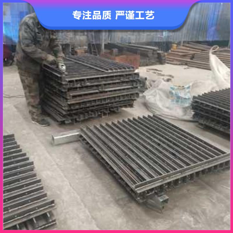 不銹鋼復(fù)合管防撞護欄不銹鋼復(fù)合管防撞護欄價格