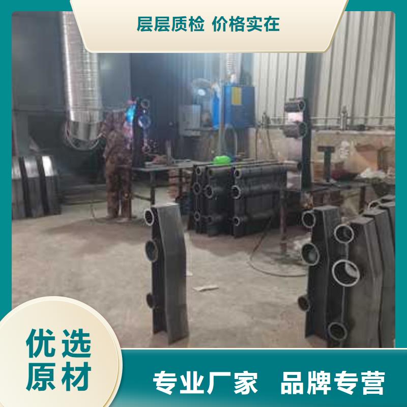 不銹鋼復合管防撞護欄產(chǎn)品案例