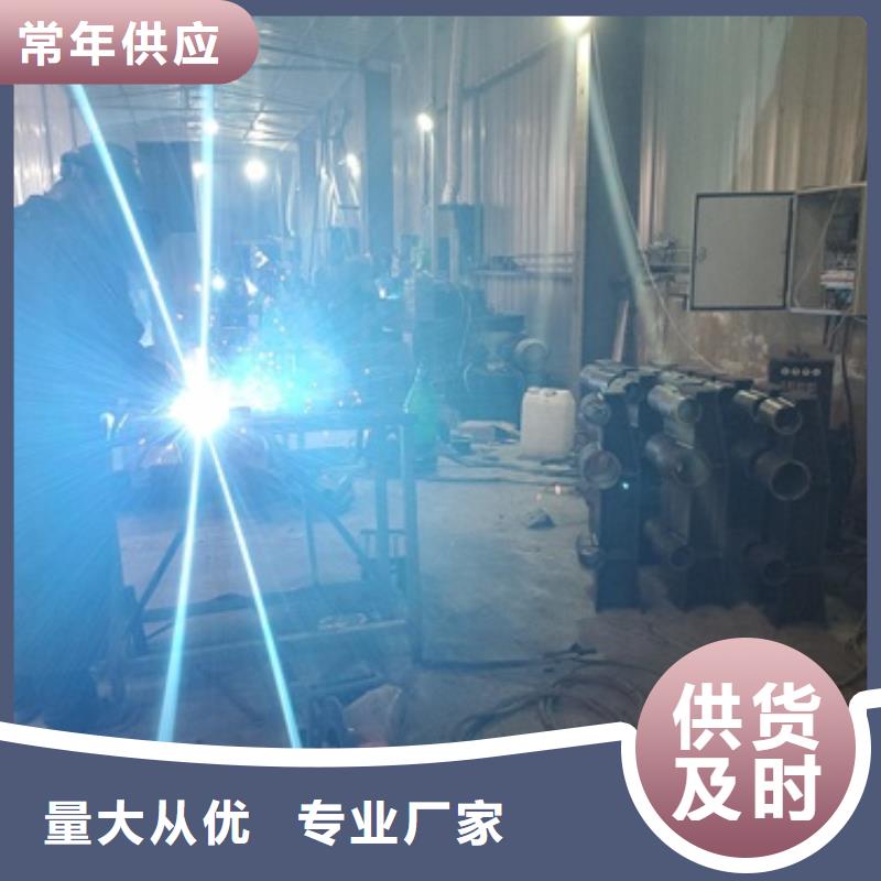 選購不銹鋼復(fù)合管道路護(hù)欄-實體廠家可定制