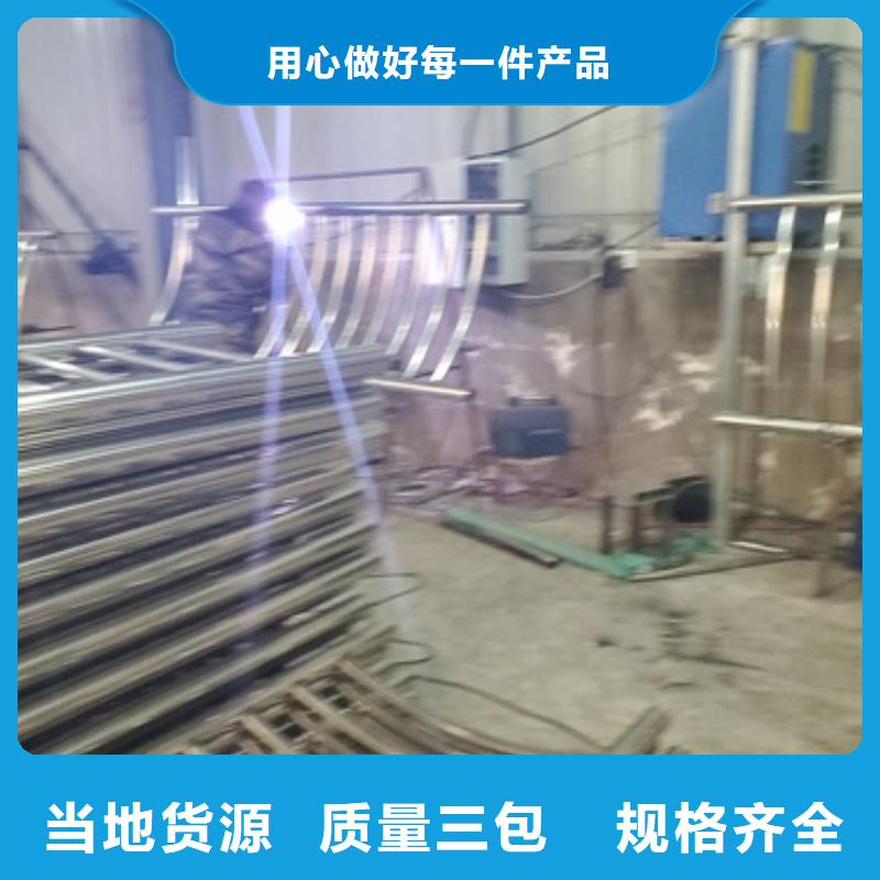  橋梁護(hù)欄精工細(xì)致打造