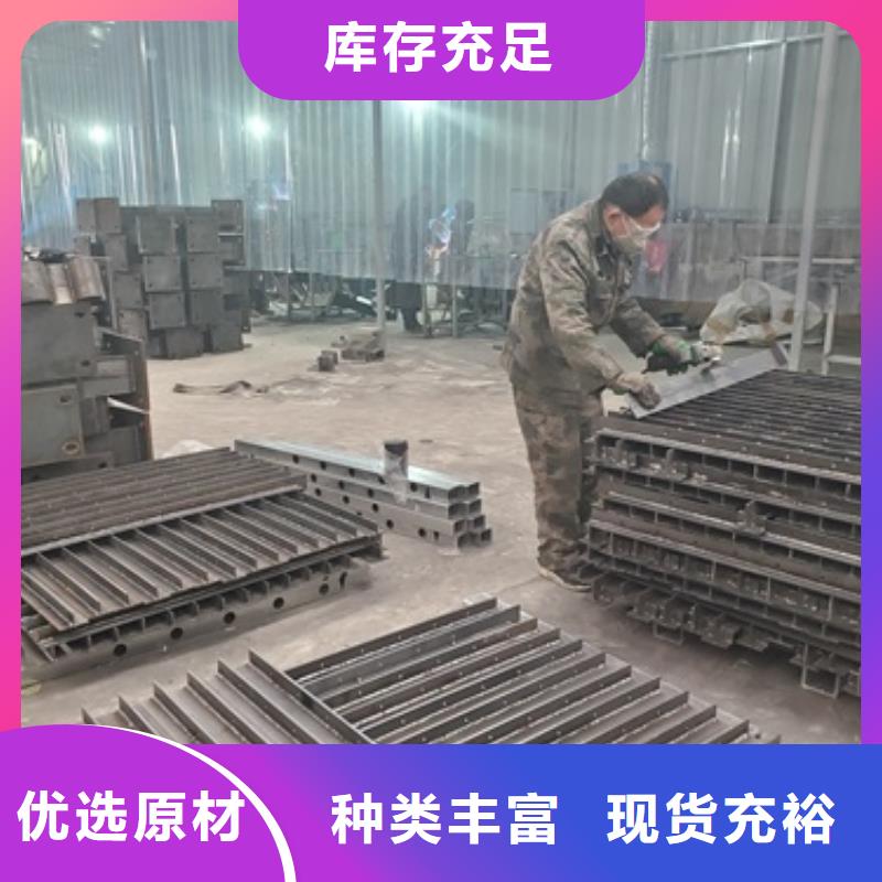 不銹鋼復合管道路護欄工藝精致