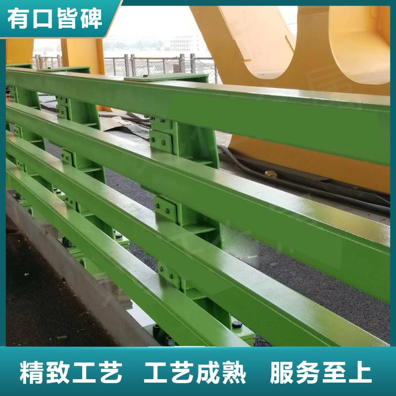 發(fā)貨及時的201不銹鋼復(fù)合管欄桿公司