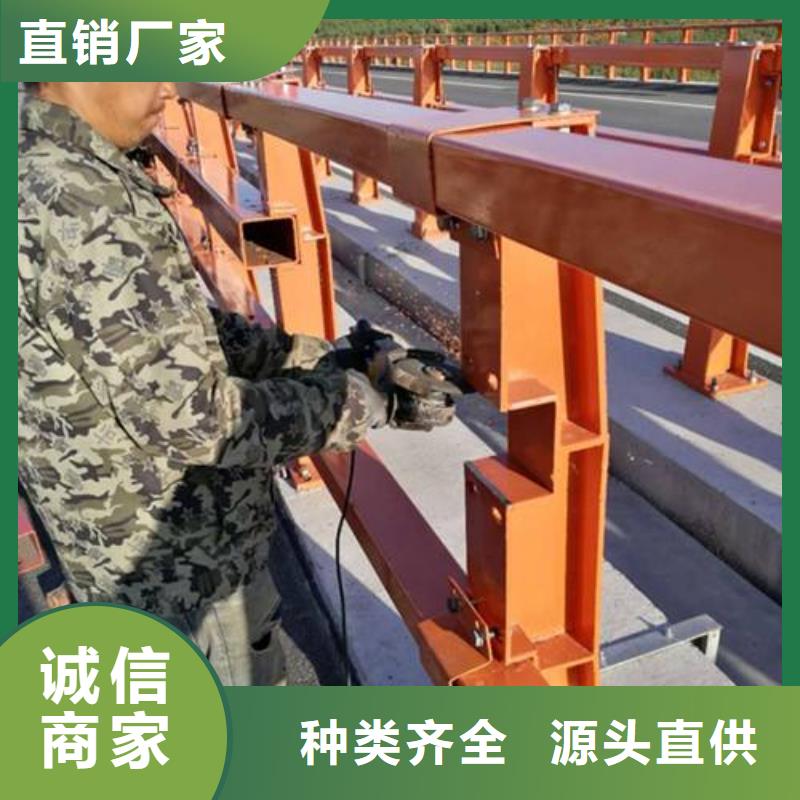 不銹鋼復(fù)合管樓梯欄桿實力廠家