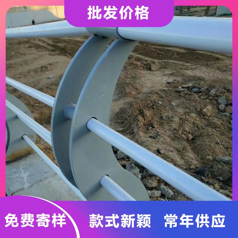 不銹鋼復(fù)合管樓梯欄桿實力廠家