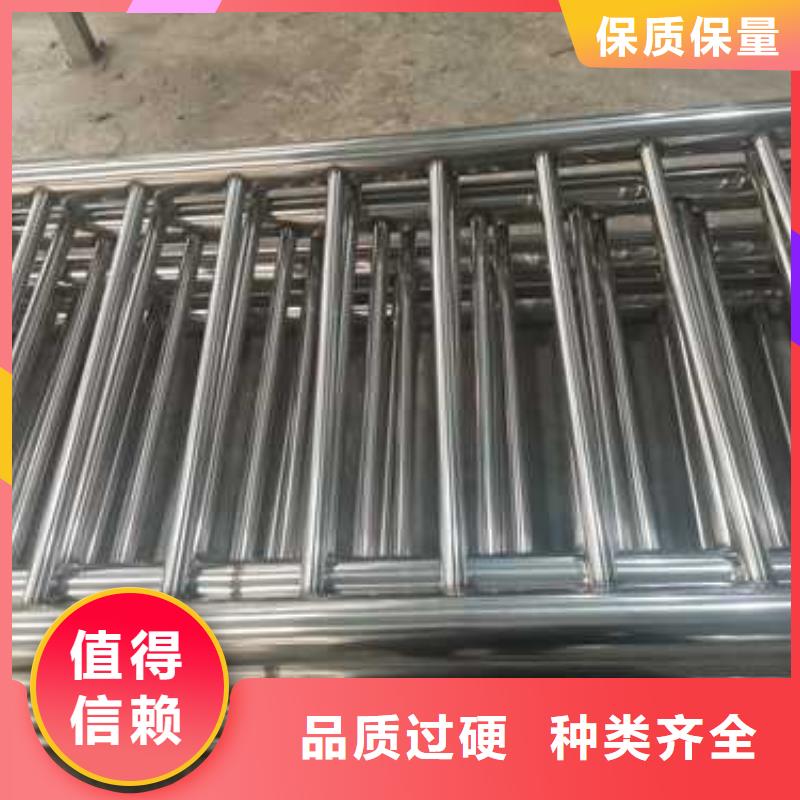 304不銹鋼復(fù)合管橋梁護(hù)欄研發(fā)廠家