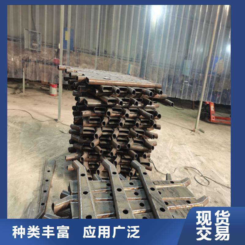 304不銹鋼復(fù)合管欄桿價格|廠家