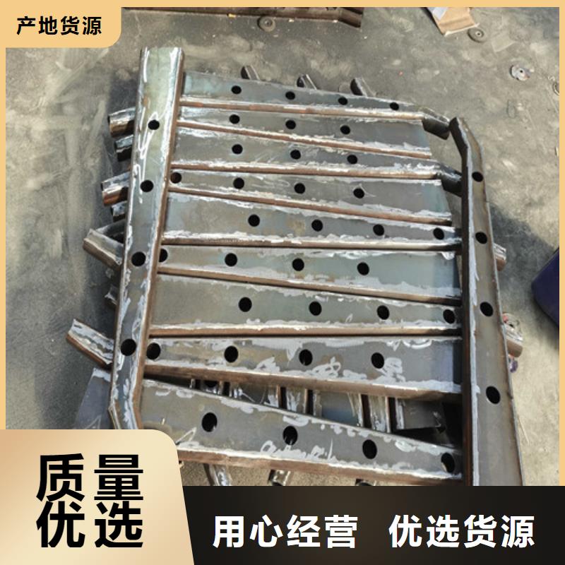 不銹鋼復(fù)合管防撞護欄橋梁護欄源頭廠家來圖定制