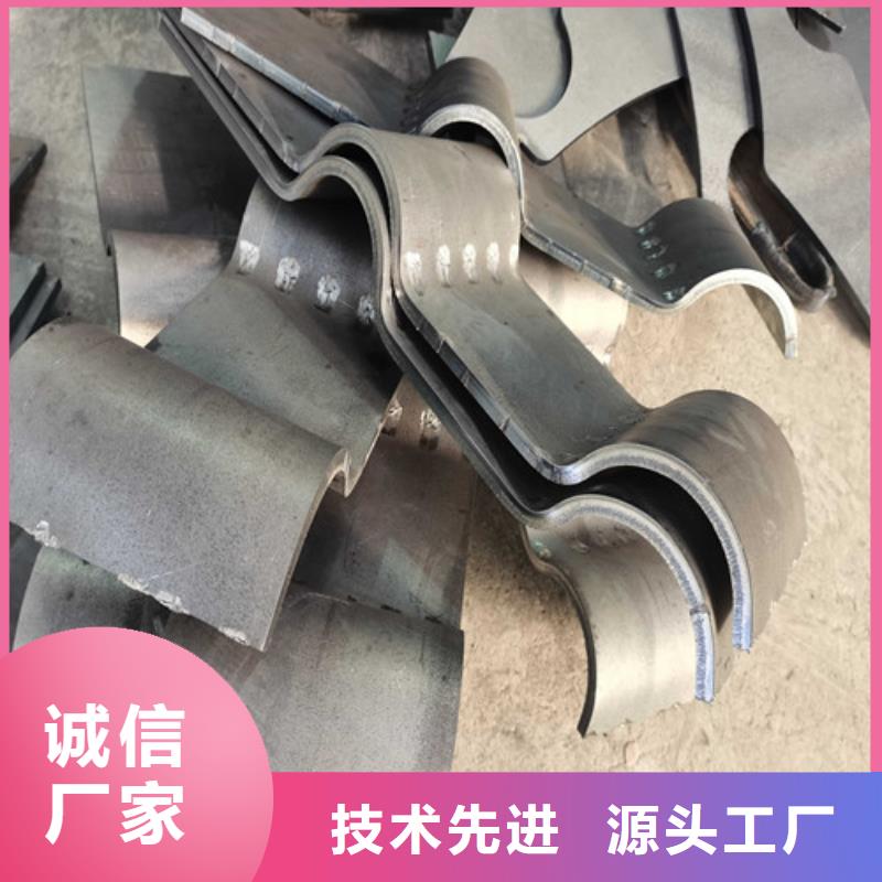 不锈钢复合管防撞护栏 市政道路防护栏购买的是放心