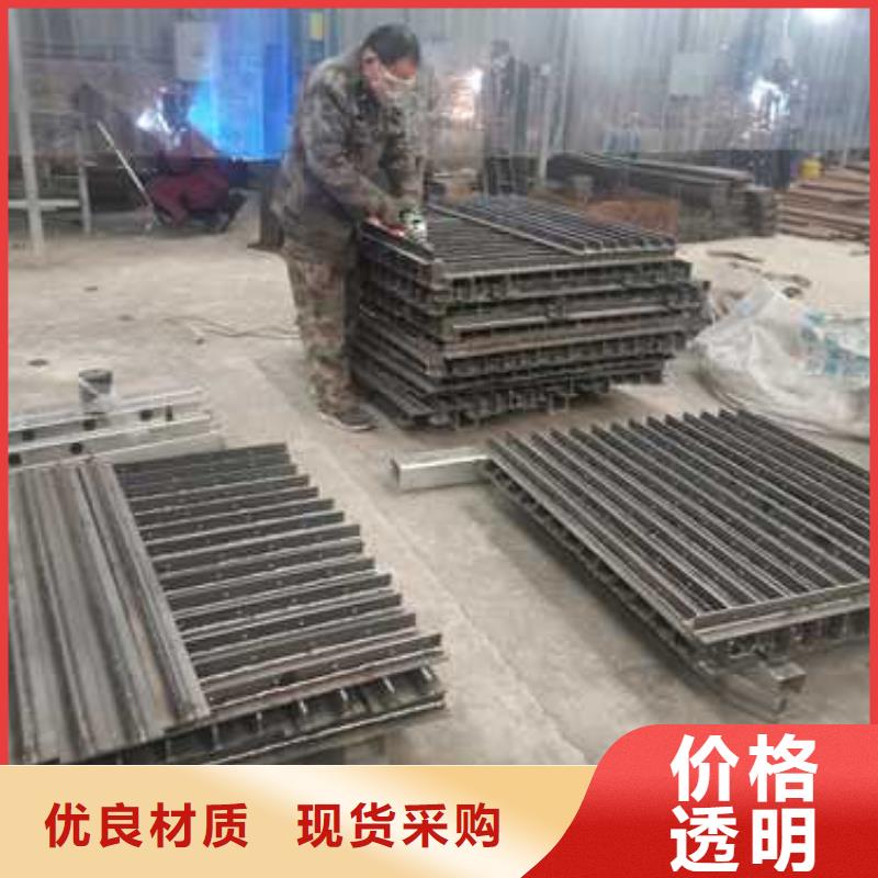 不銹鋼碳素鋼復合管欄桿就近倉庫發(fā)車