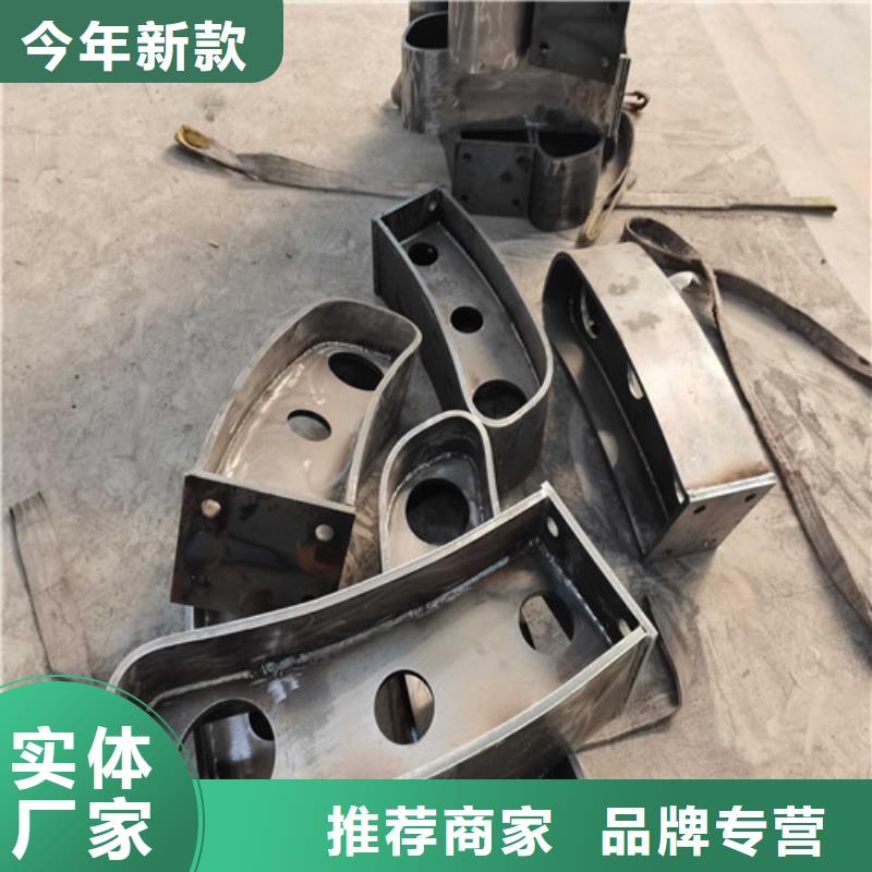 不銹鋼復合管護欄-鍍鋅管景觀護欄價格地道