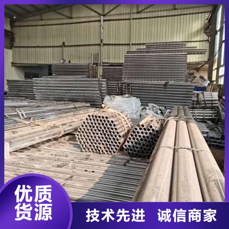 不锈钢复合管护栏防撞护栏立柱源头实体厂商