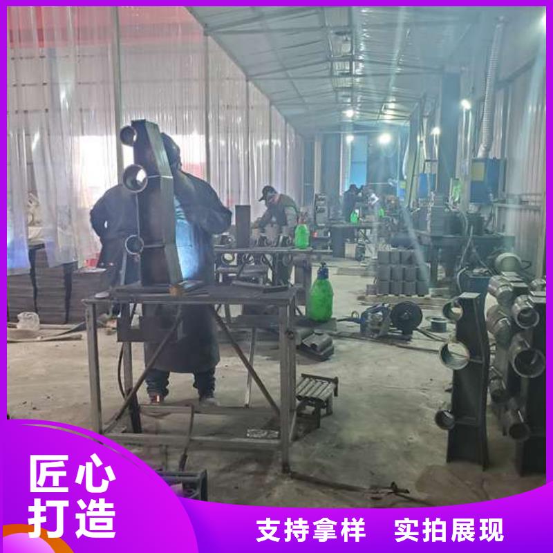 河道304不銹鋼復(fù)合管護欄量大優(yōu)惠