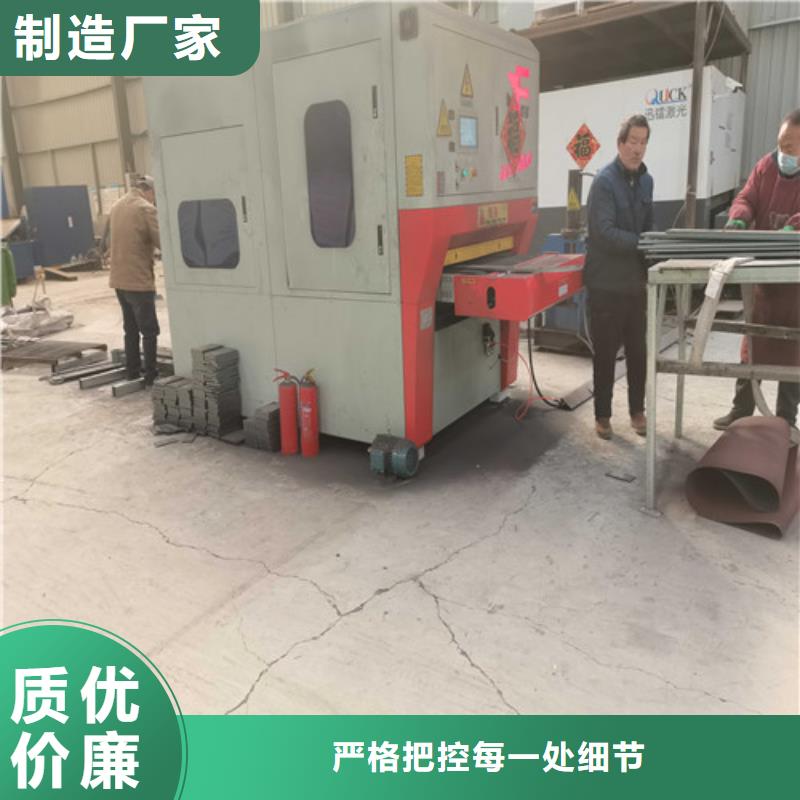  防撞護(hù)欄自有廠(chǎng)家