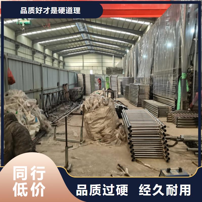 防撞護欄旋轉(zhuǎn)護欄工廠批發(fā)