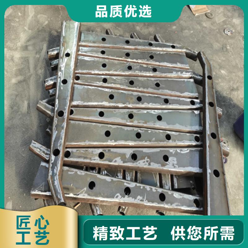 防撞護(hù)欄道路隔離欄為您提供一站式采購服務(wù)