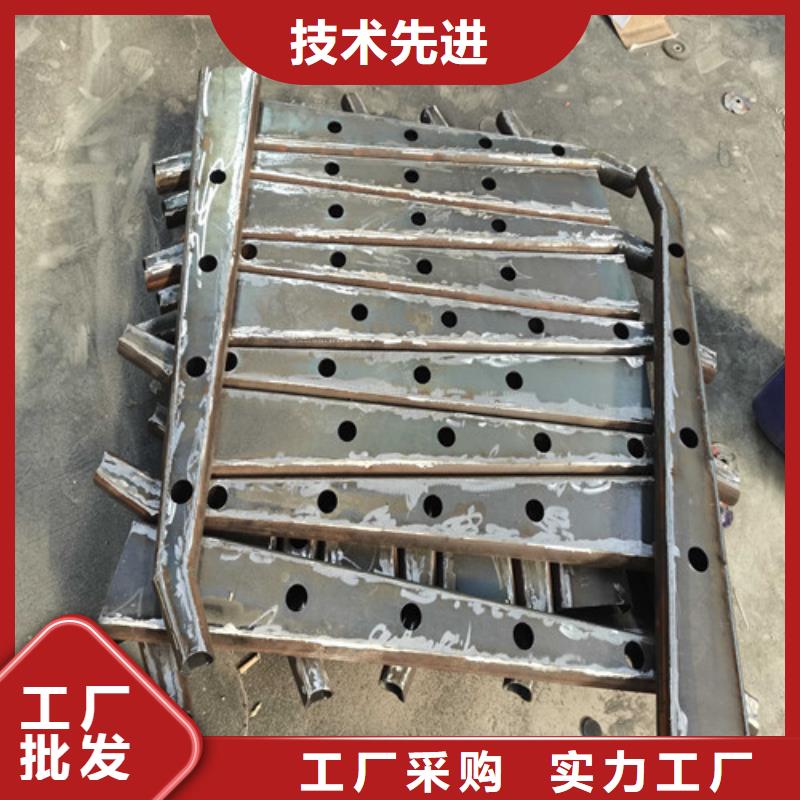  防撞護欄使用壽命長久