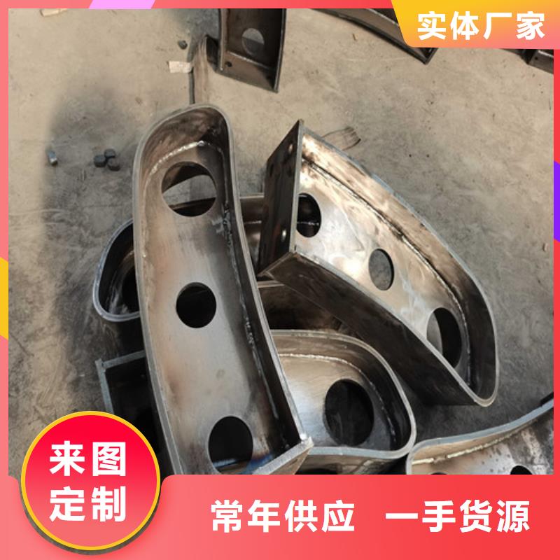  防撞護(hù)欄款式多樣