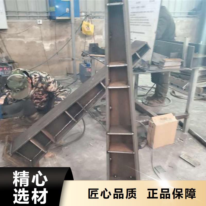 防撞護欄-熱鍍鋅立柱品質(zhì)保障價格合理