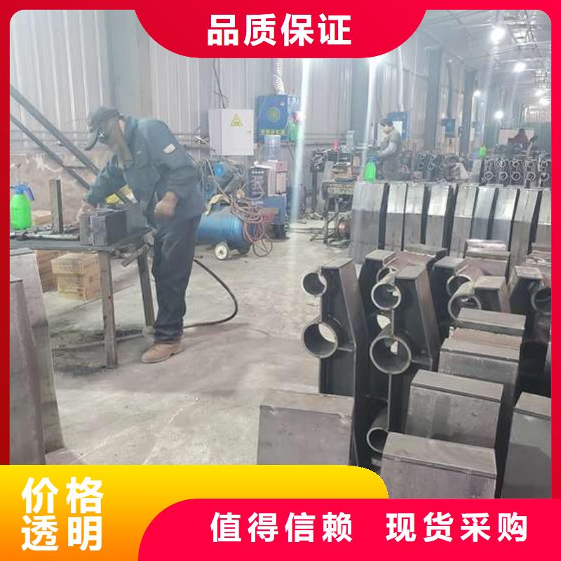 防撞護欄_【防撞護欄】專注細節(jié)專注品質(zhì)