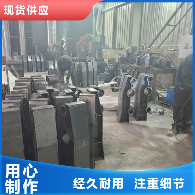 防撞護欄_道路隔離欄快速生產(chǎn)