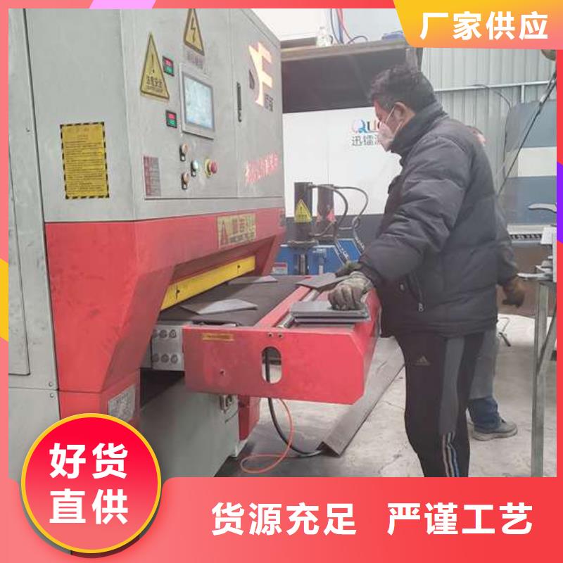  防撞护栏厂家型号齐全