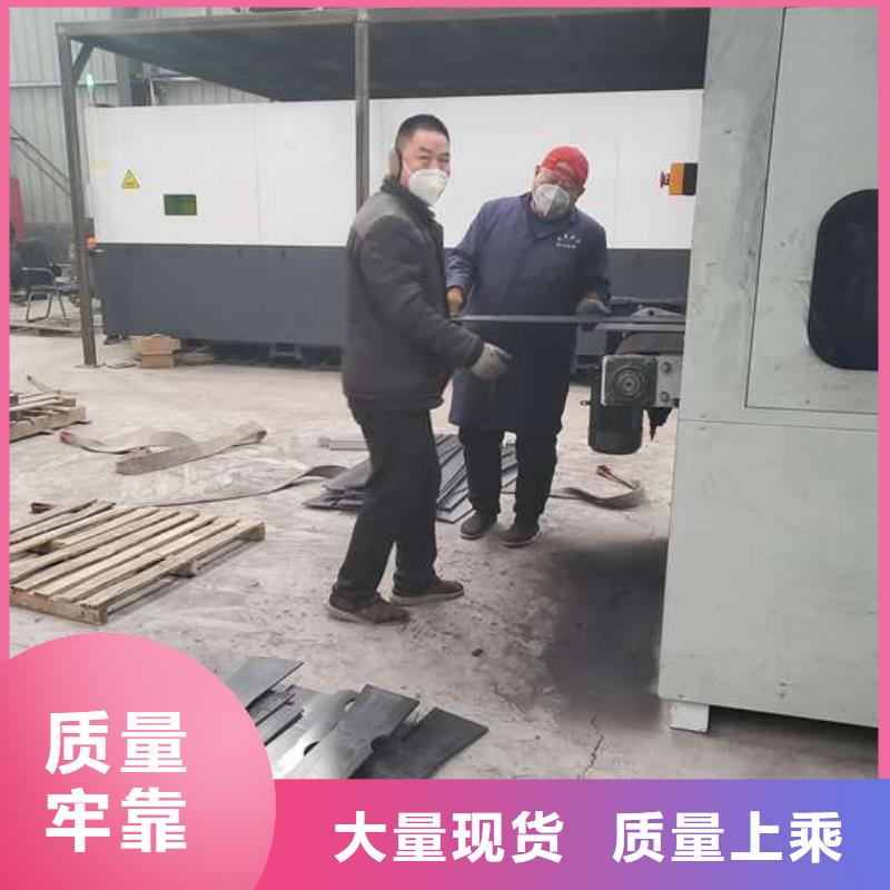 防撞護(hù)欄_【防撞護(hù)欄】專注細(xì)節(jié)專注品質(zhì)