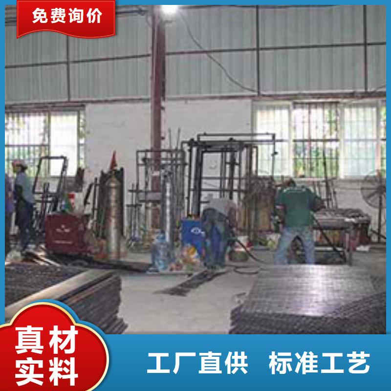 道路護(hù)欄,鍍鋅波形護(hù)欄嚴(yán)選材質(zhì)