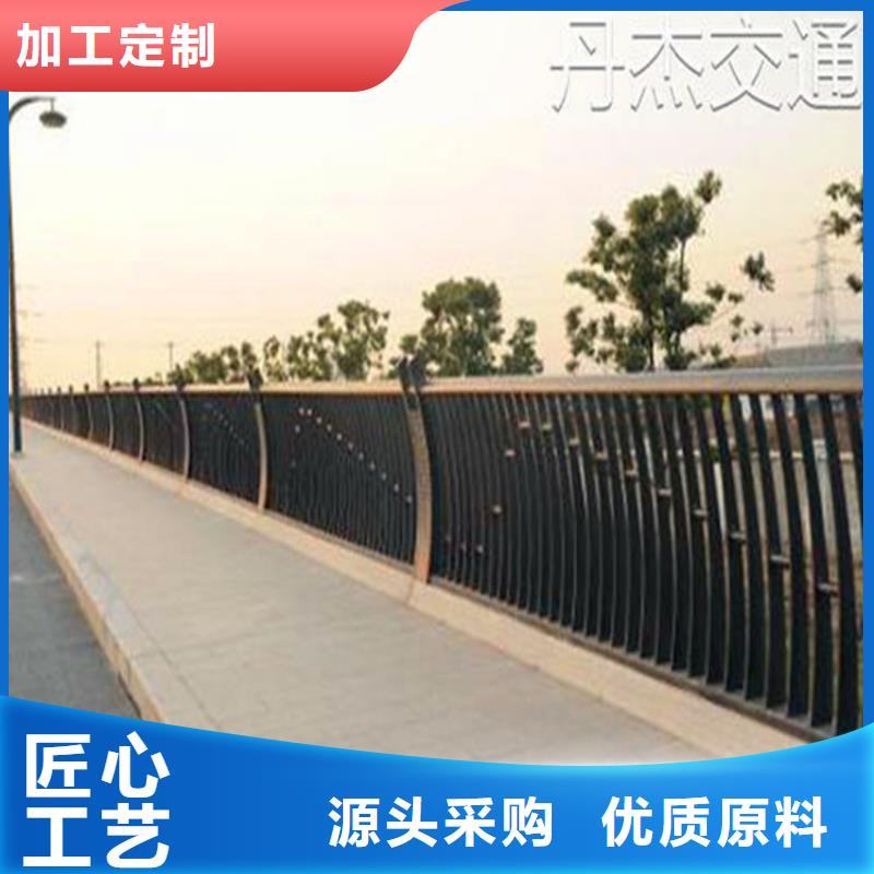 河道護欄橋梁防撞護欄現(xiàn)貨實拍