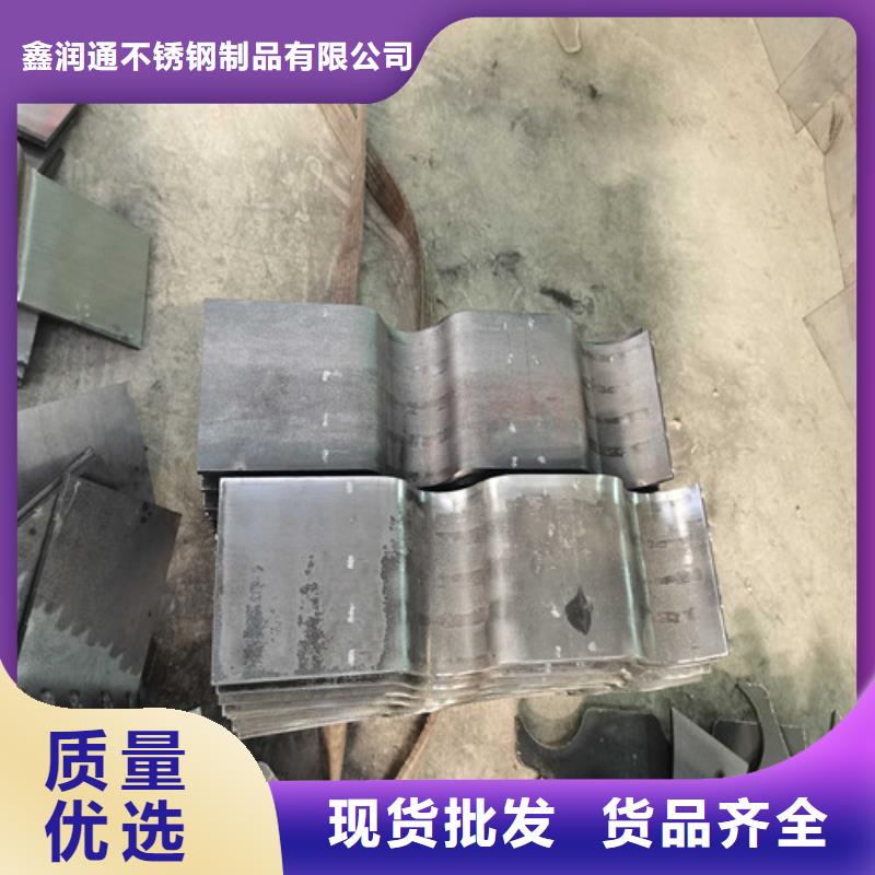 201道路隔離護(hù)欄生產(chǎn)廠家