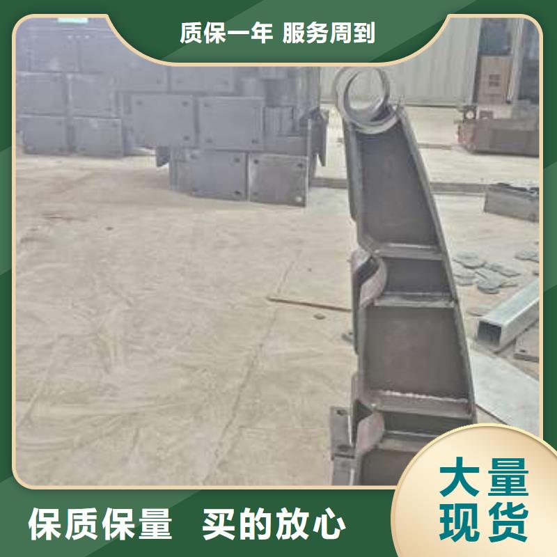 護欄M型防撞護欄精工細作品質優(yōu)良