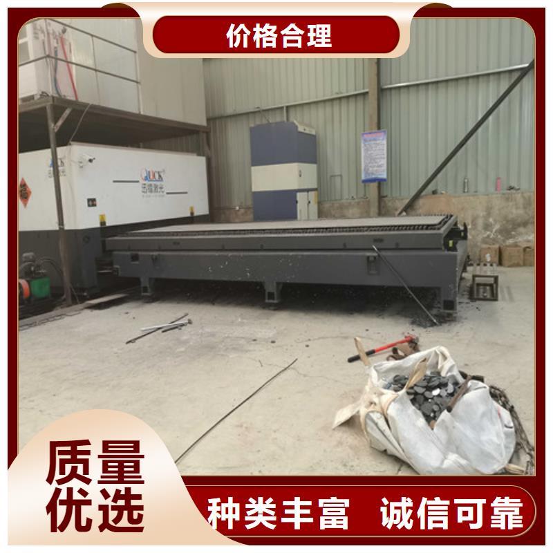 防撞護(hù)欄-道路隔離欄質(zhì)優(yōu)價(jià)保