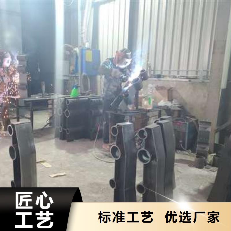 防撞護(hù)欄,鍍鋅管景觀護(hù)欄高性價比