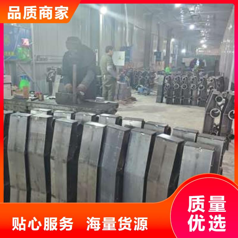 防撞护栏,扶手木钢丝绳护栏讲信誉保质量